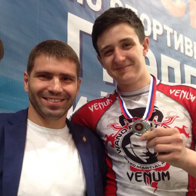 Северчанин Эдуард Гильман стал серебряным призером Первенства России по спортивной борьбе грэпплинг