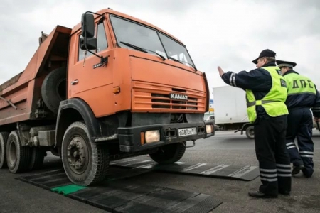С 1 апреля на дорогах области вводится ограничение движения большегрузов