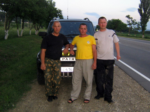 Трое северчан, находясь на отдыхе, приняли участие в ликвидации последствий наводнения в Крымске